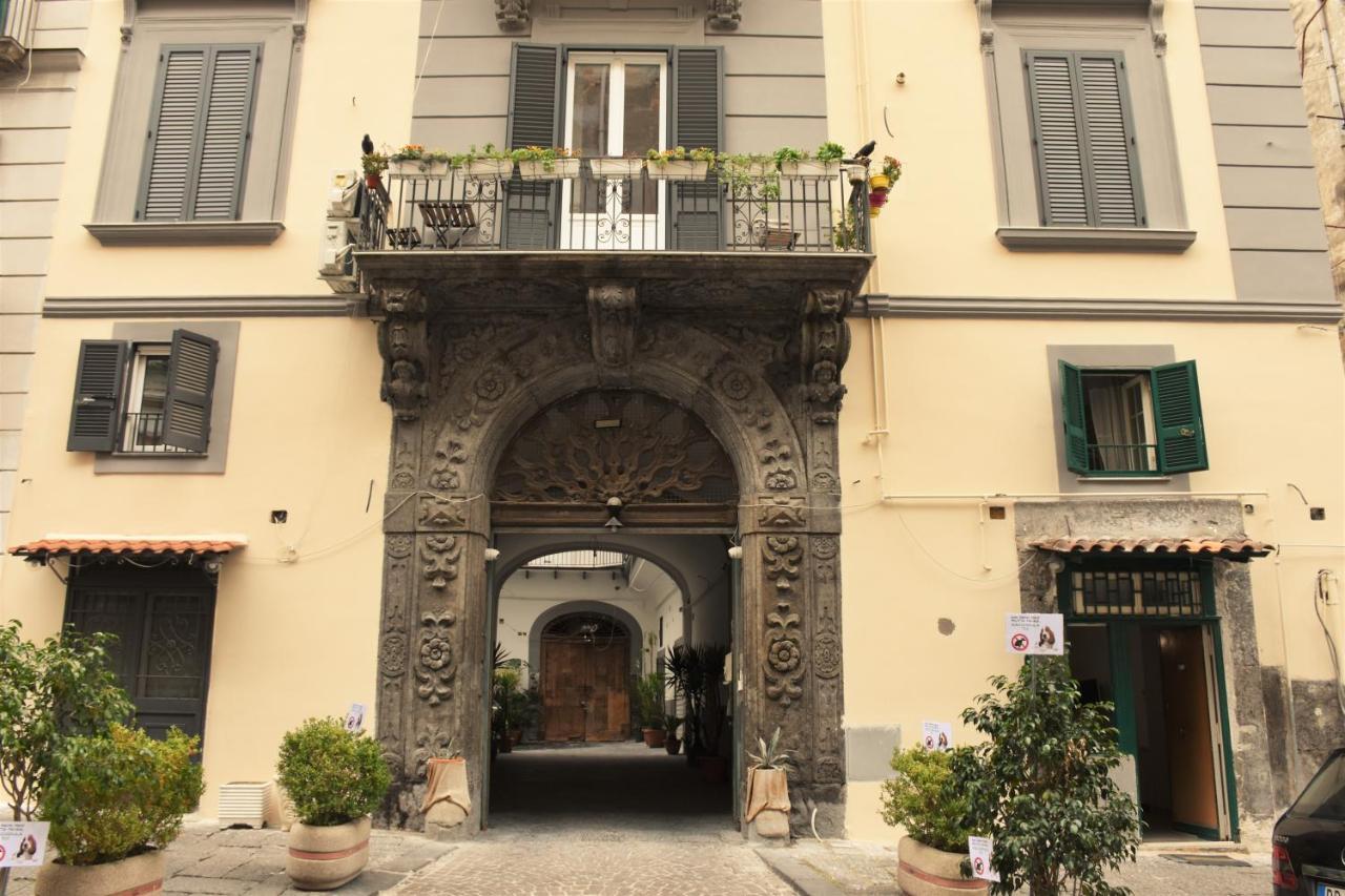 Varriale House Parking Free Small Car Napels Buitenkant foto